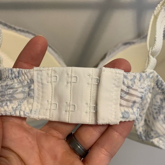 Change Lingerie Lightly Lined Bra with Floral Print 34C - Picture 4 of 7